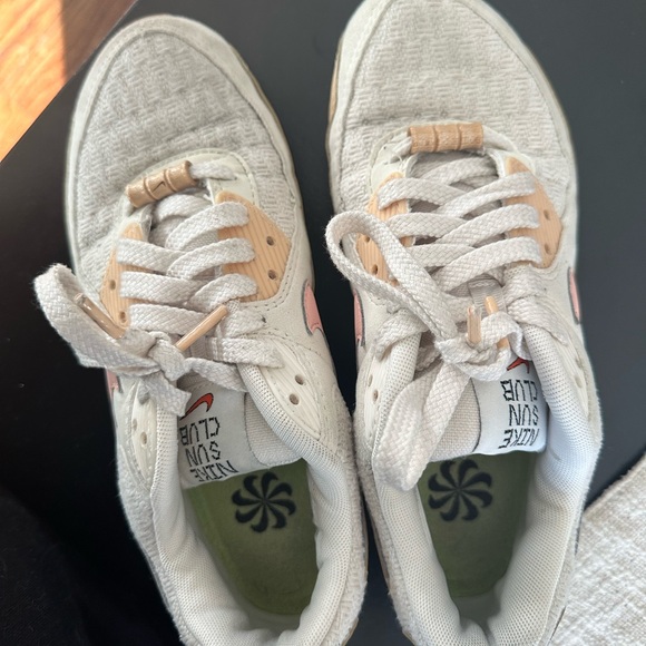 SOLD - Picture 3 of 6